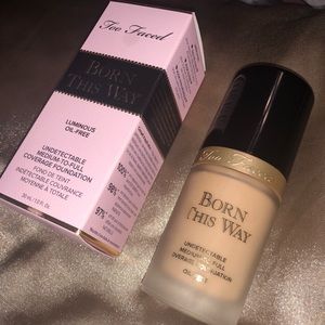 Too Faced Born This Way Foundation